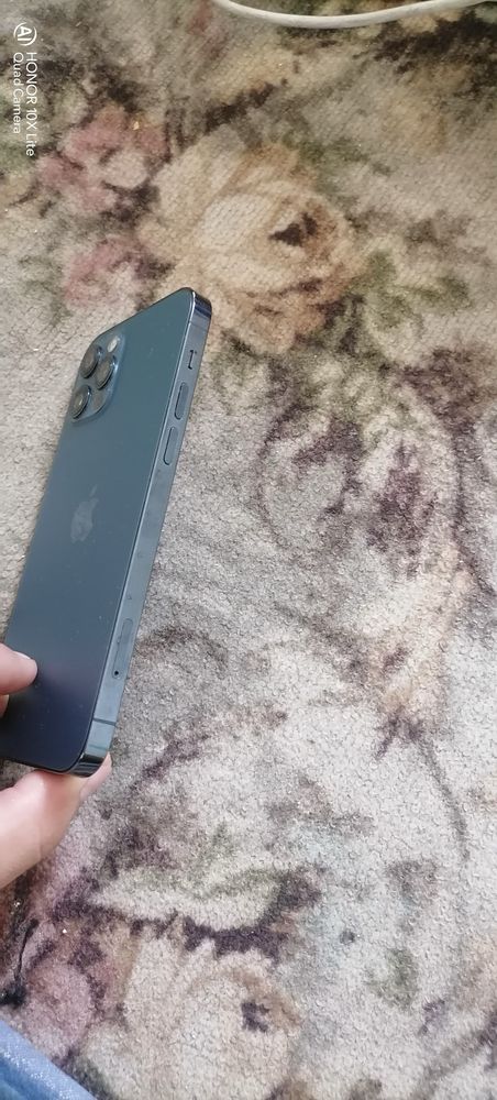 Iphone 12 pro idlay radnoy
