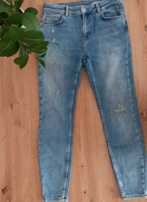 Дамски дънки REVIEW