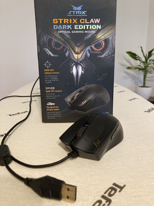 Mouse Asus Strix claw - dark edition