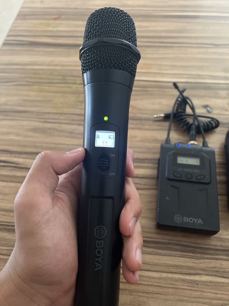 Продаю комплект радиопетличных микрофонов BOYA BY-WM8 PRO K2 (б/у)