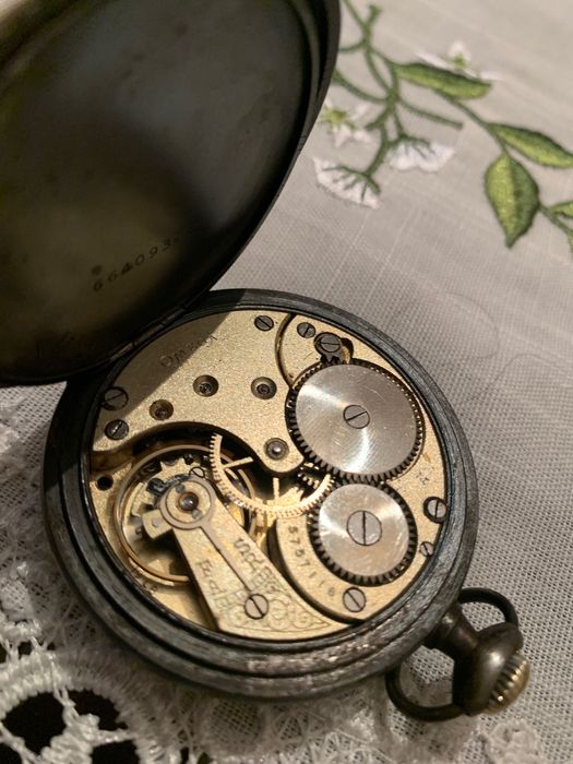 Doua ceasuri vechi Longines -Omega