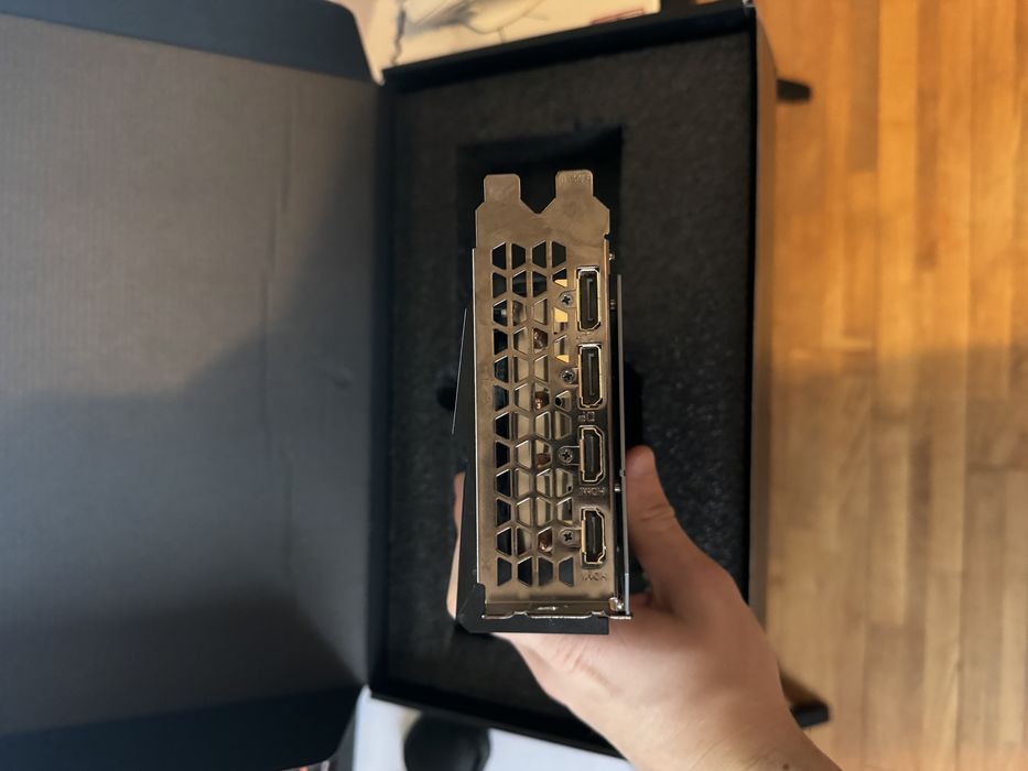 Radeon™ RX 6700 XT GAMING OC 12GB