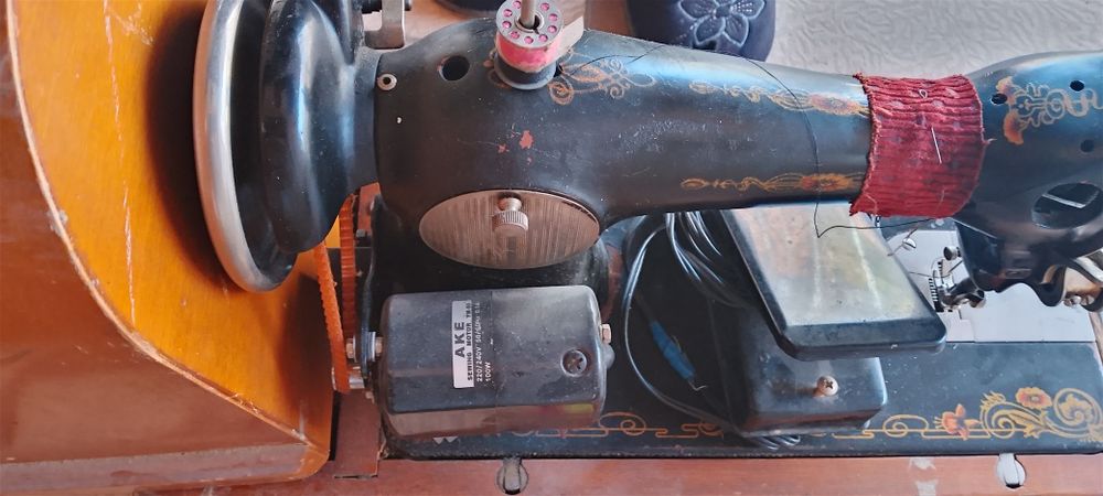 Tikuv mashinalari overloklar