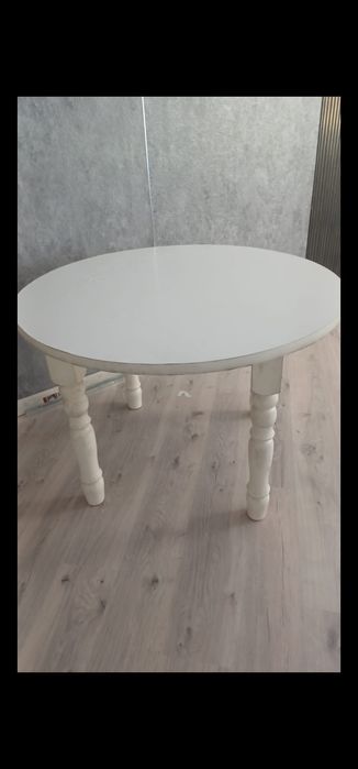 Кухонный стол 6 табуреток