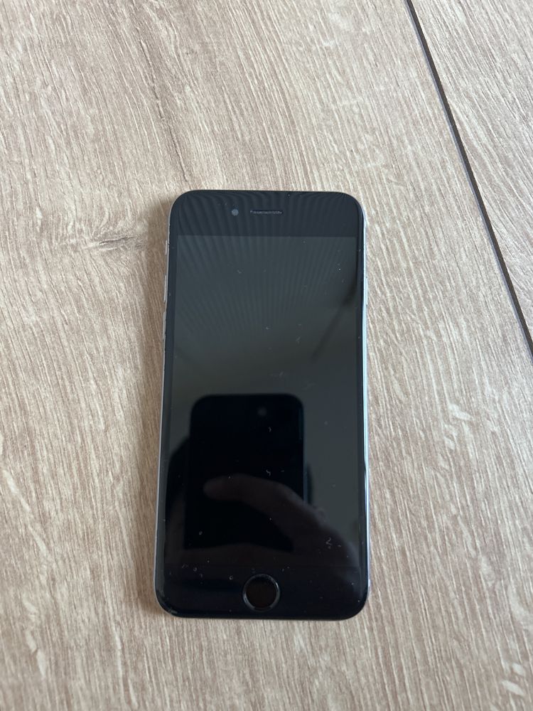 iPhone 6         .
