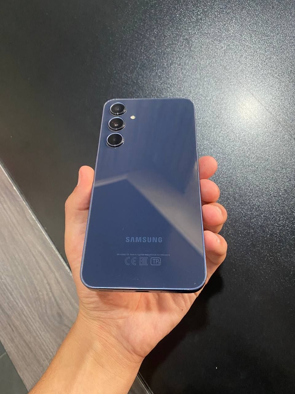 Samsung A35 5G  .