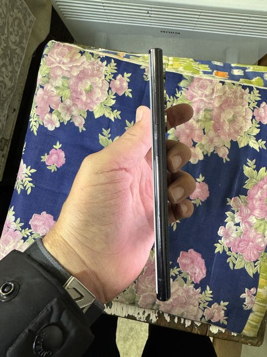 samsung s22 ultra pamit 12.256g holati ideal karea oqip tel qlila