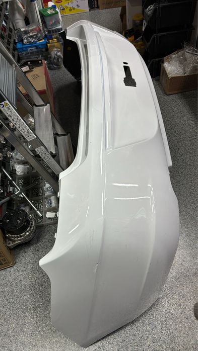Бампер задний Cobalt R4 GM белый царапины