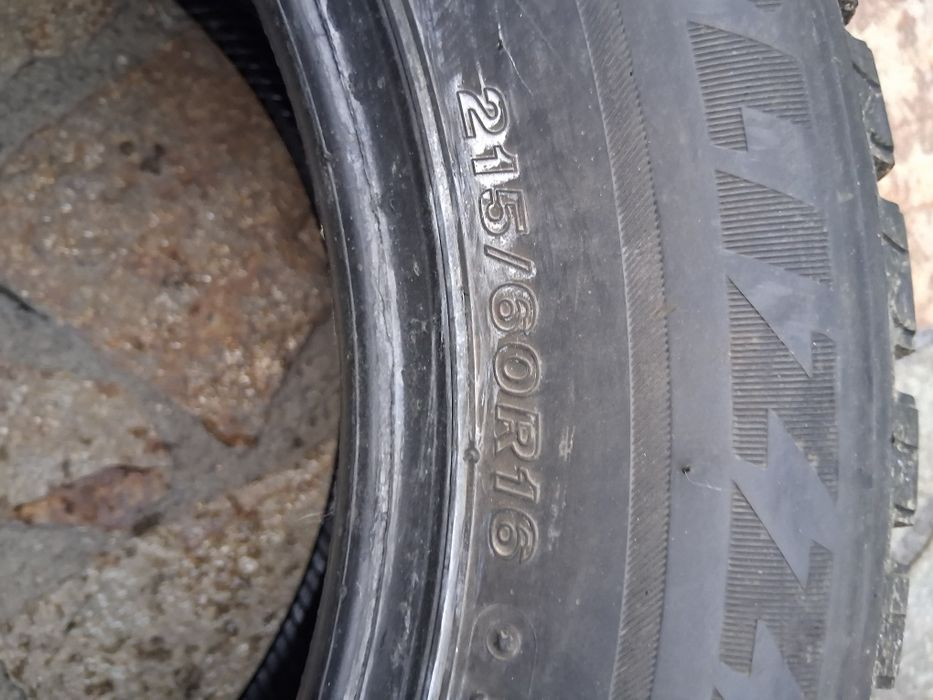 215 60 16 Bridgestone и Dunlop