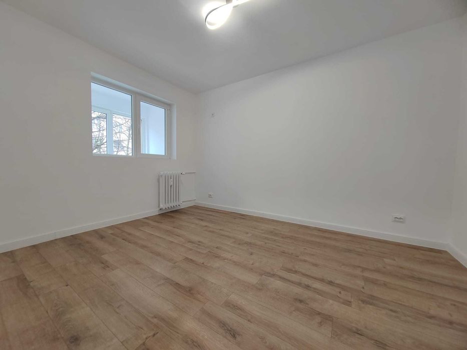 Apartament 3 camere renovat complet - etaj 1/4 - Metrou Titan
