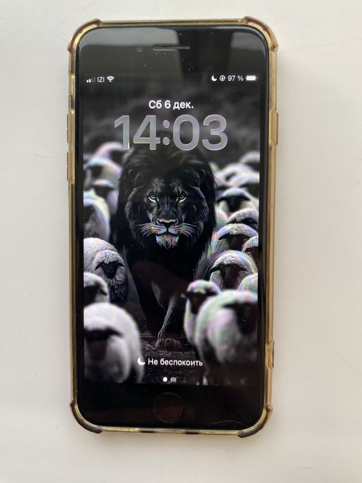 Продаётся iPhone SE, состояние отличное возможен обмен.