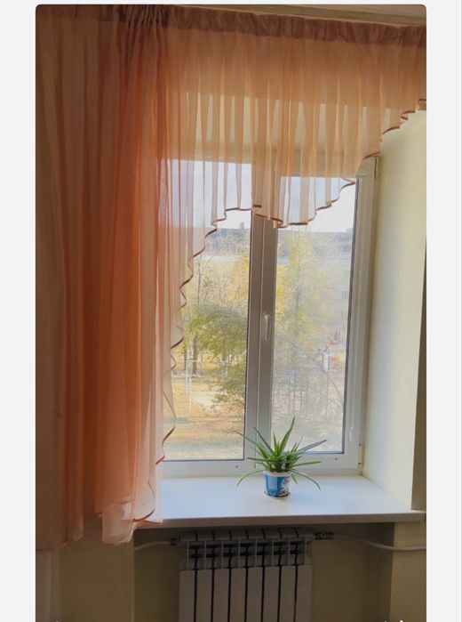 Продам тюль на кухню