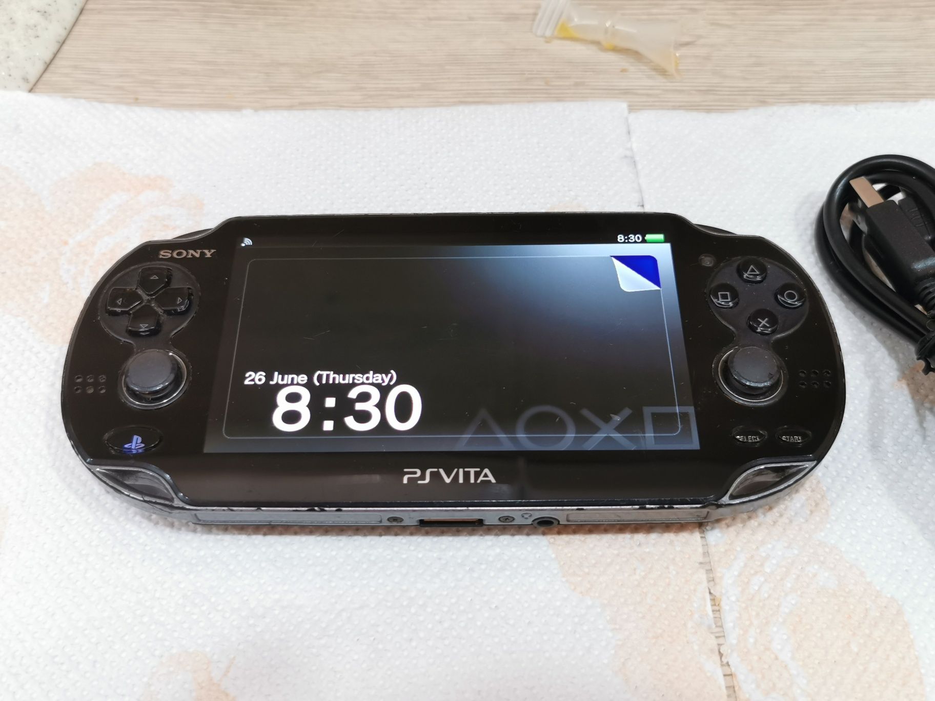 PSvita модел PCH-1003