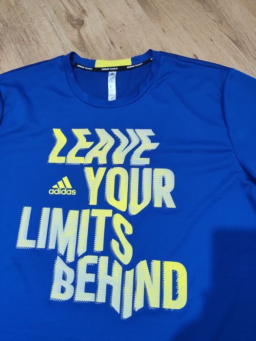 Tricou Adidas mărimea XXL