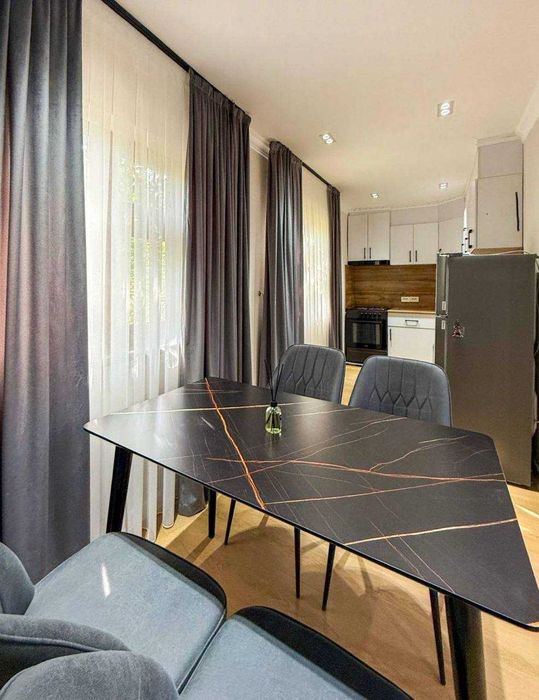 Продается 2-х комнатная квартира Паркентский 2/2/4