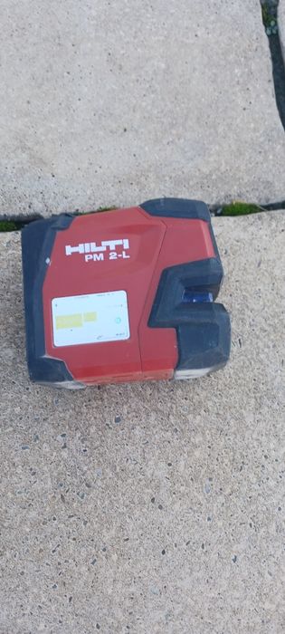 Nivela laser profesionala Hilti
