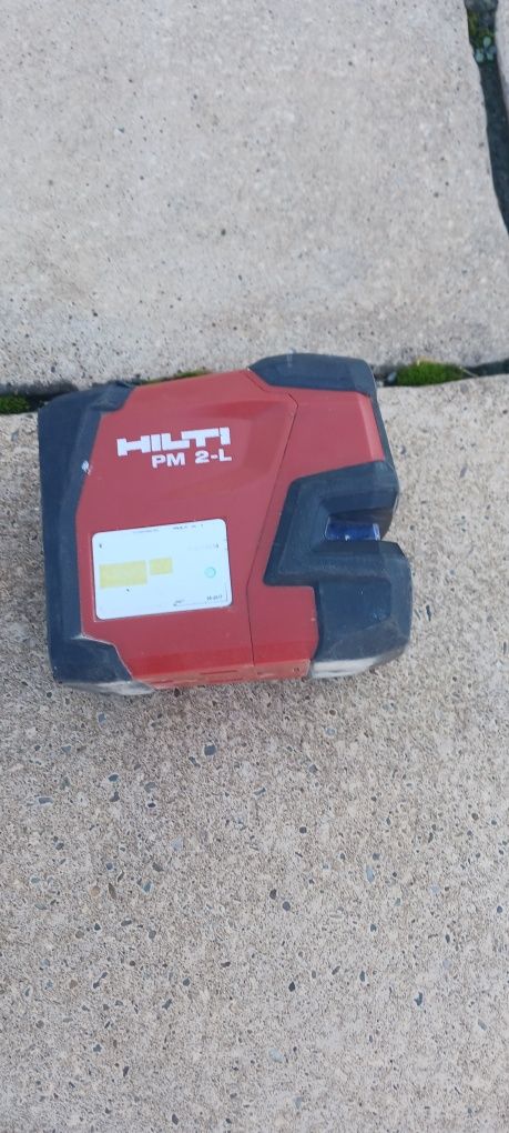 Nivela laser profesionala Hilti