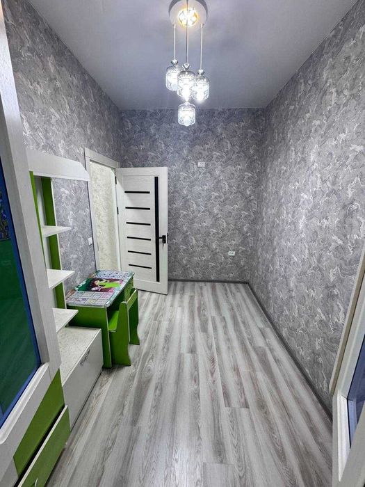 Продаётся 3х комн квартира на 4 этаже Ор-р Мафтуна Бар