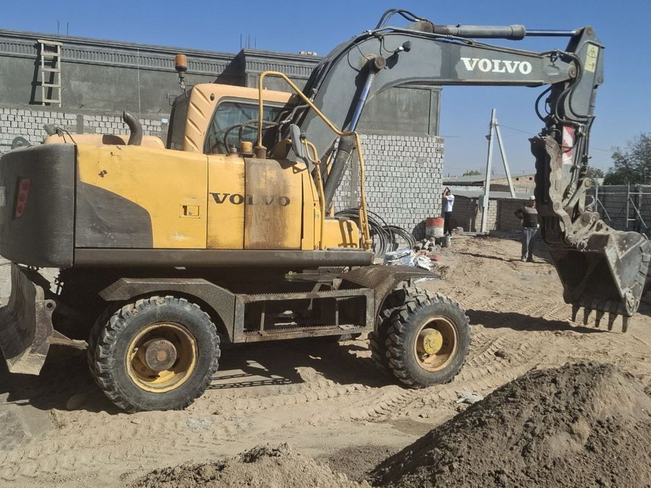 Volvo ekskavator EW145B 2011 ideal