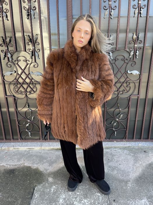 Haina din blana naturala de vulpe roscata