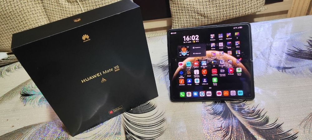 Продам Huawei Mate X6