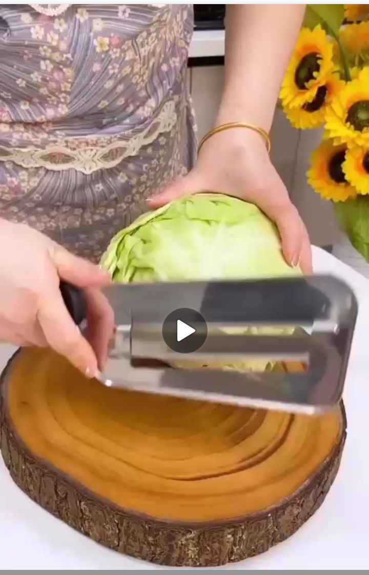 Нож топор для резки овощей.