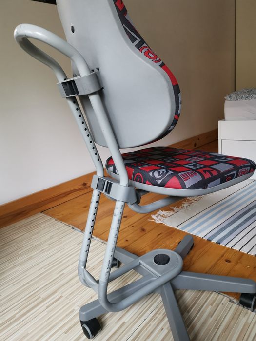 Детски стол/столче за бюро растящ с детето