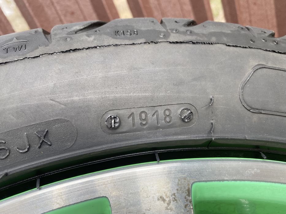Jante 5X110 + anvelope 215/45R17 vara