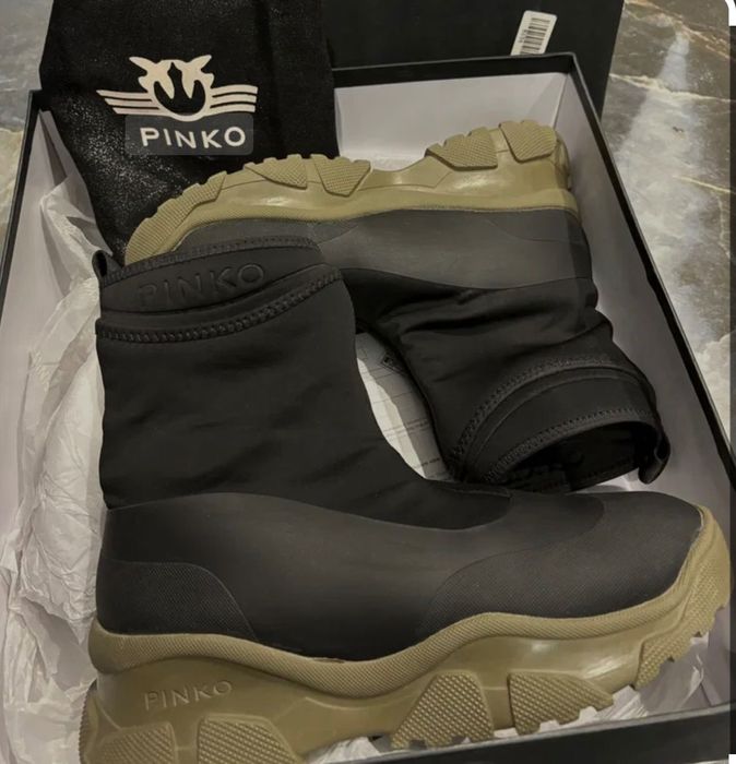 Обувки Pinko ( подходящи за есенно - зимен сезон )