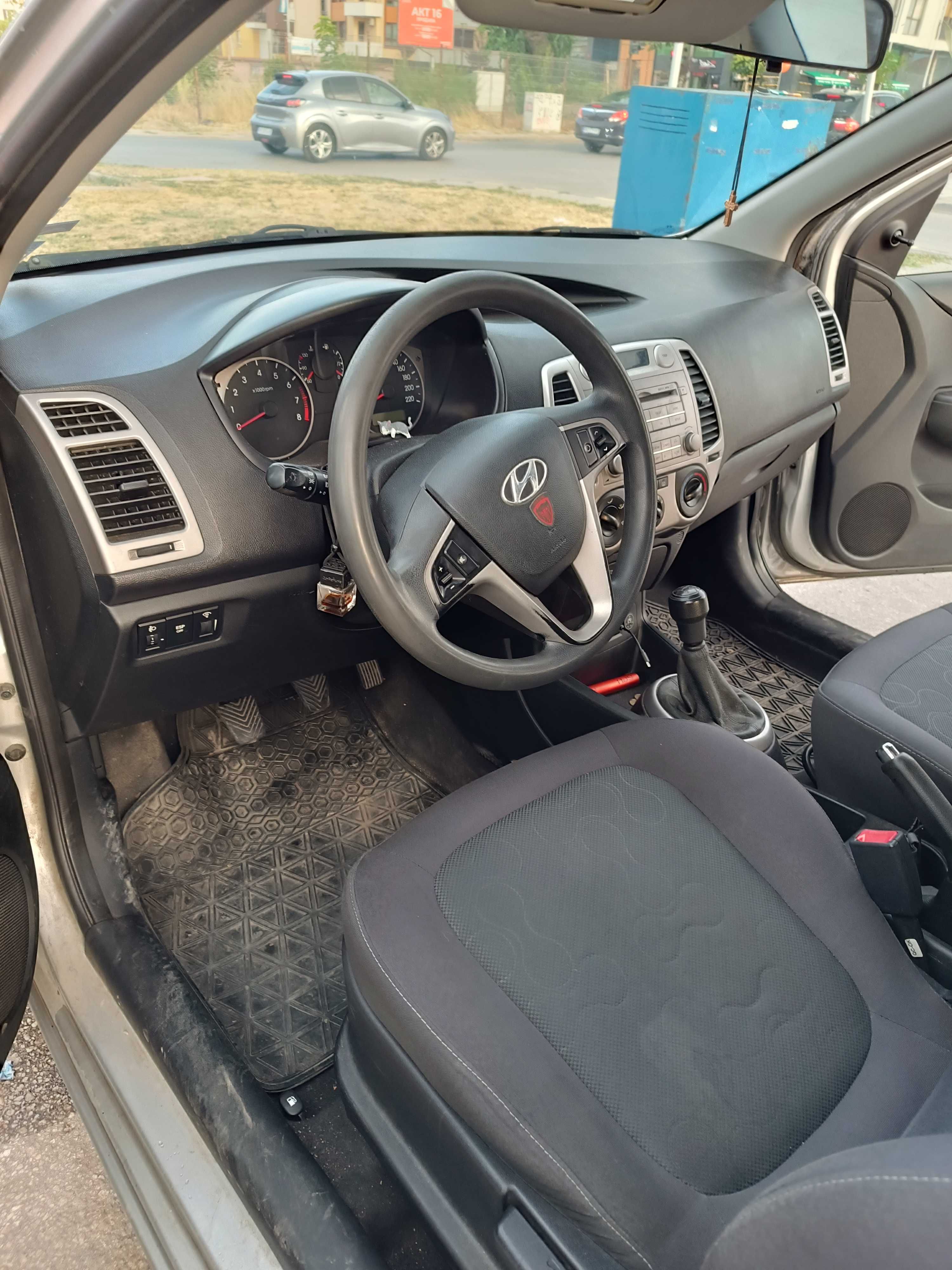 Хюндай i20 1.2 2010