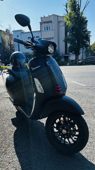 Vespa Sprint S 70cc Negru Mat - Scuter