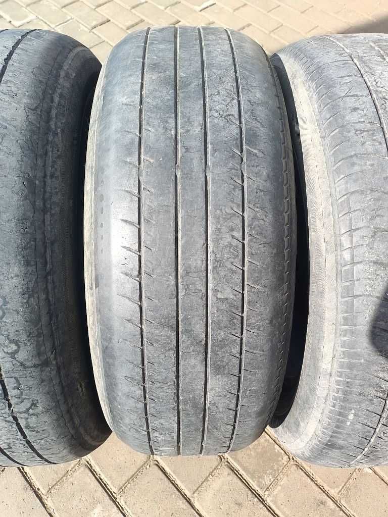 Шины 215/60 R16 - "Yokohama dB decibel E70" (Япония), летние.