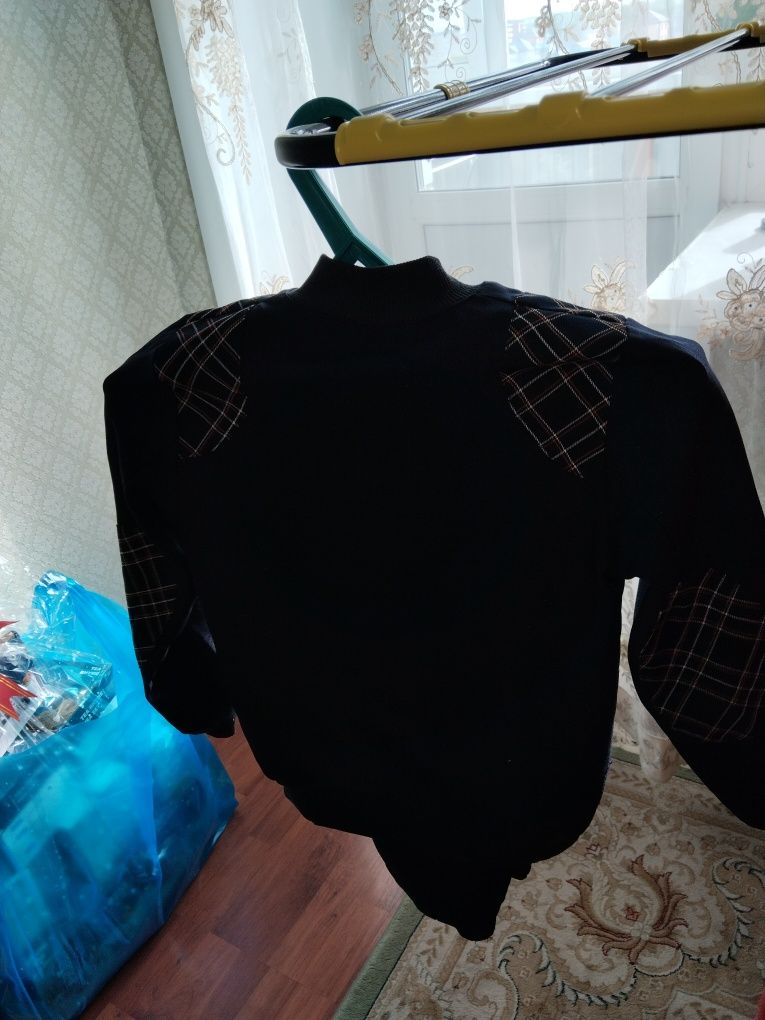 Продам школьную форму на мальчика