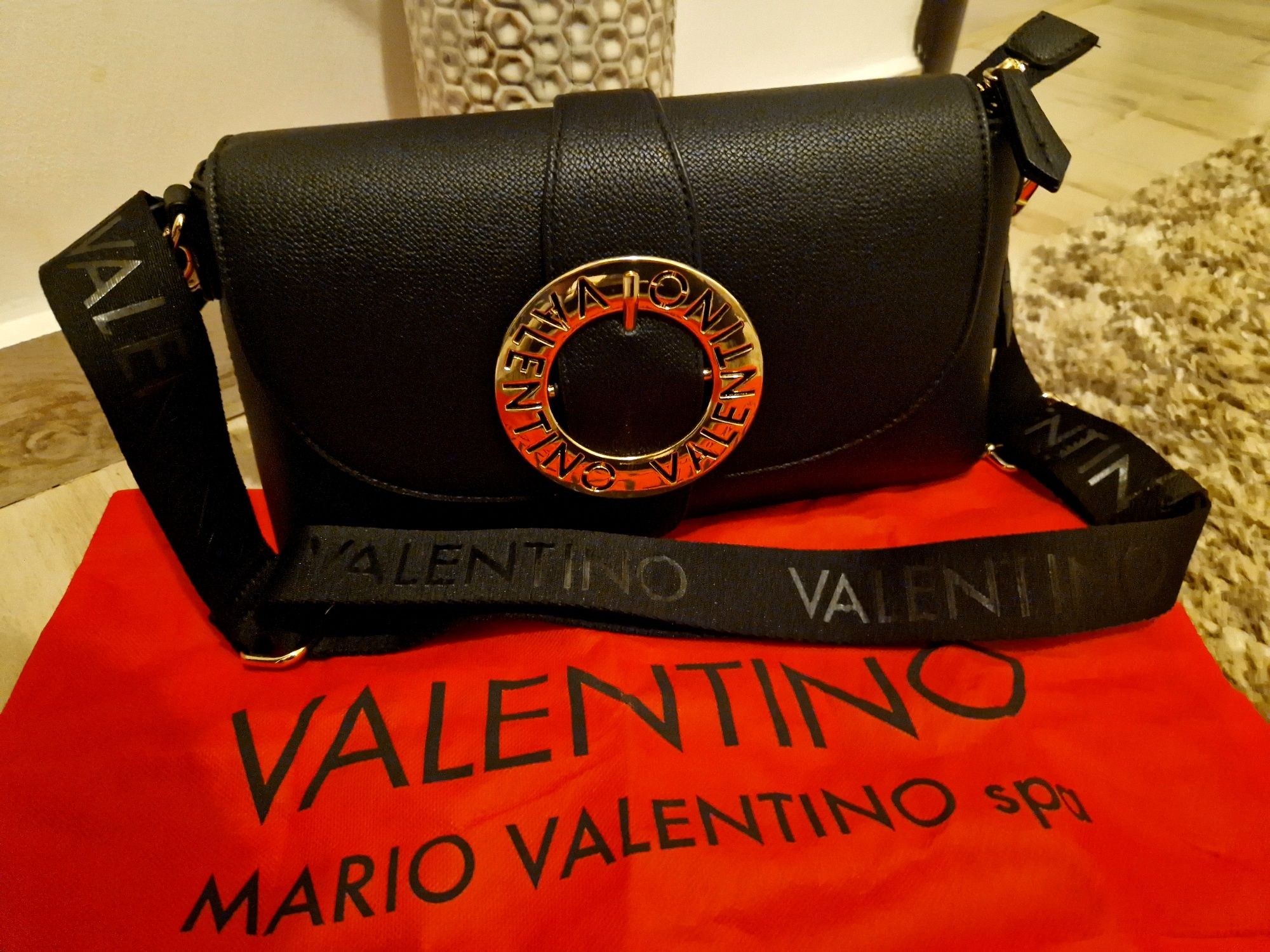 Geanta Valentino