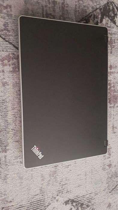 Ноутбук Lenovo с зарядкой на запчасти