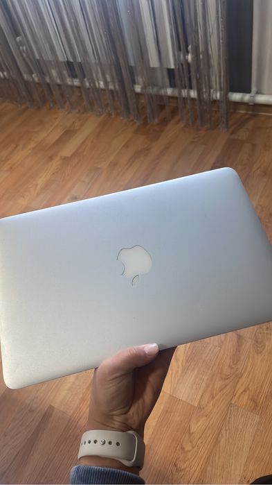MacBook Air mid 2013