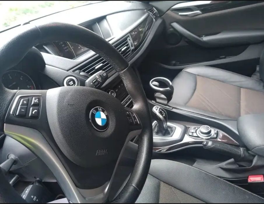 Vând BMW x1 xDraiv 4x4 20i automat xenon euro6