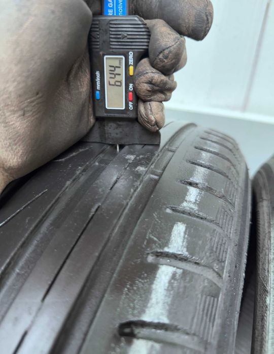 215/60R17 96H TOYO 6mm DOT19&16