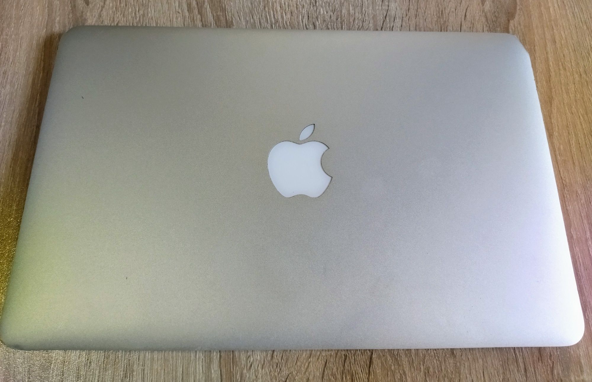 MacBook air (mid 2011) - i7/4GB/256GB