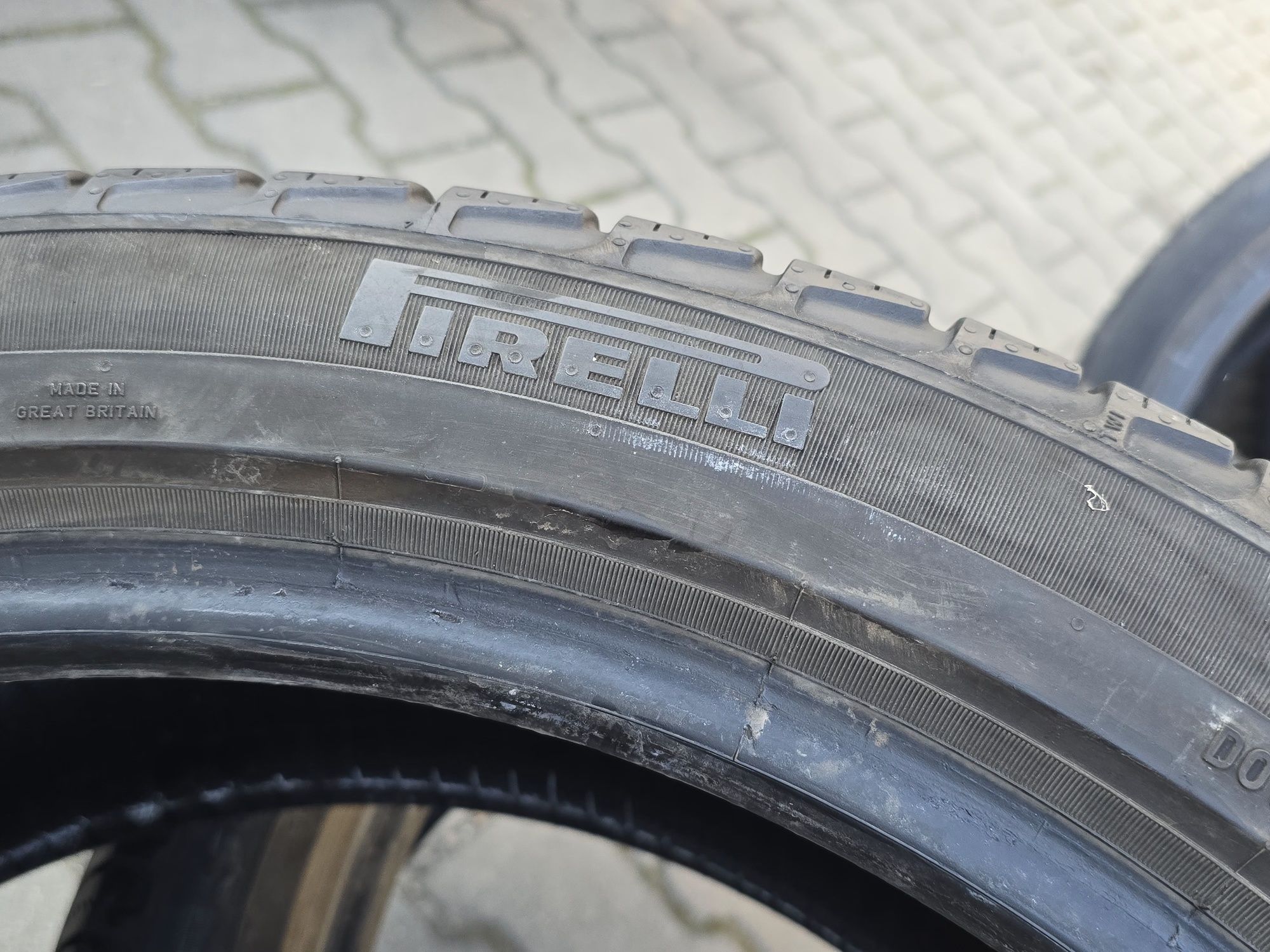 275 40 22 Pirelli 2 бр.