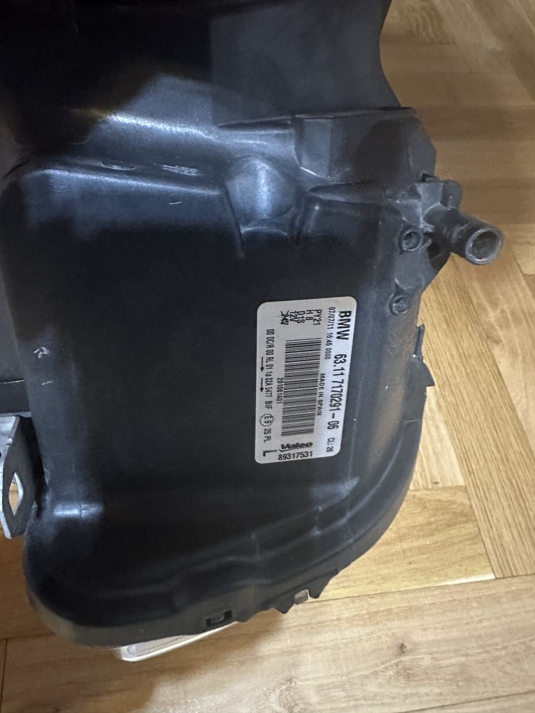 Far stanga BMW seria 1 E87 E88 2008-2011 bi xenon