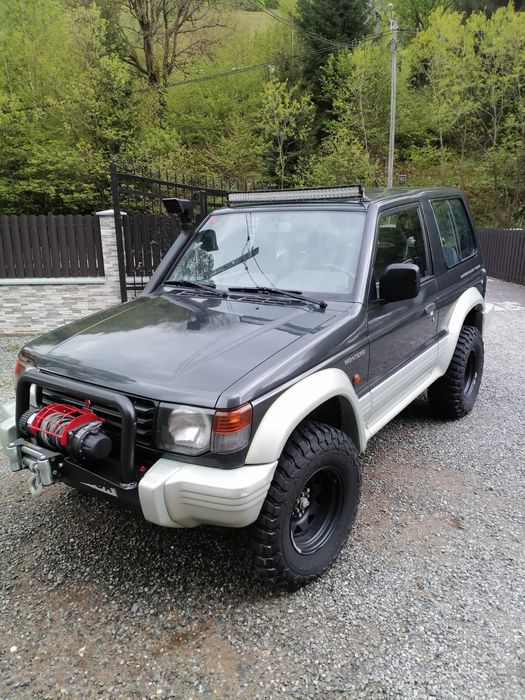 Mitubishi Montero-pajero 2.5 import Spania