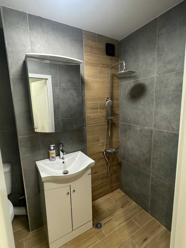 Дава се под наем Двустаен апартамент в София, Дружба 1 - 50 кв.м за 600 € - Снимка #2