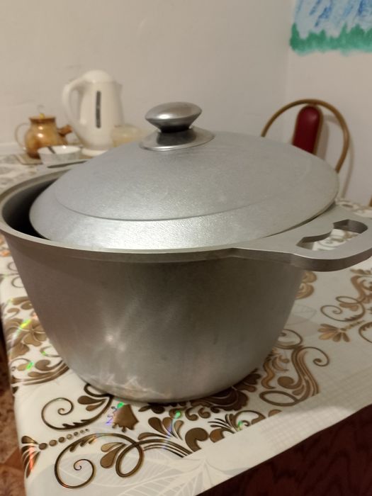 Срочно продам казан большой новый