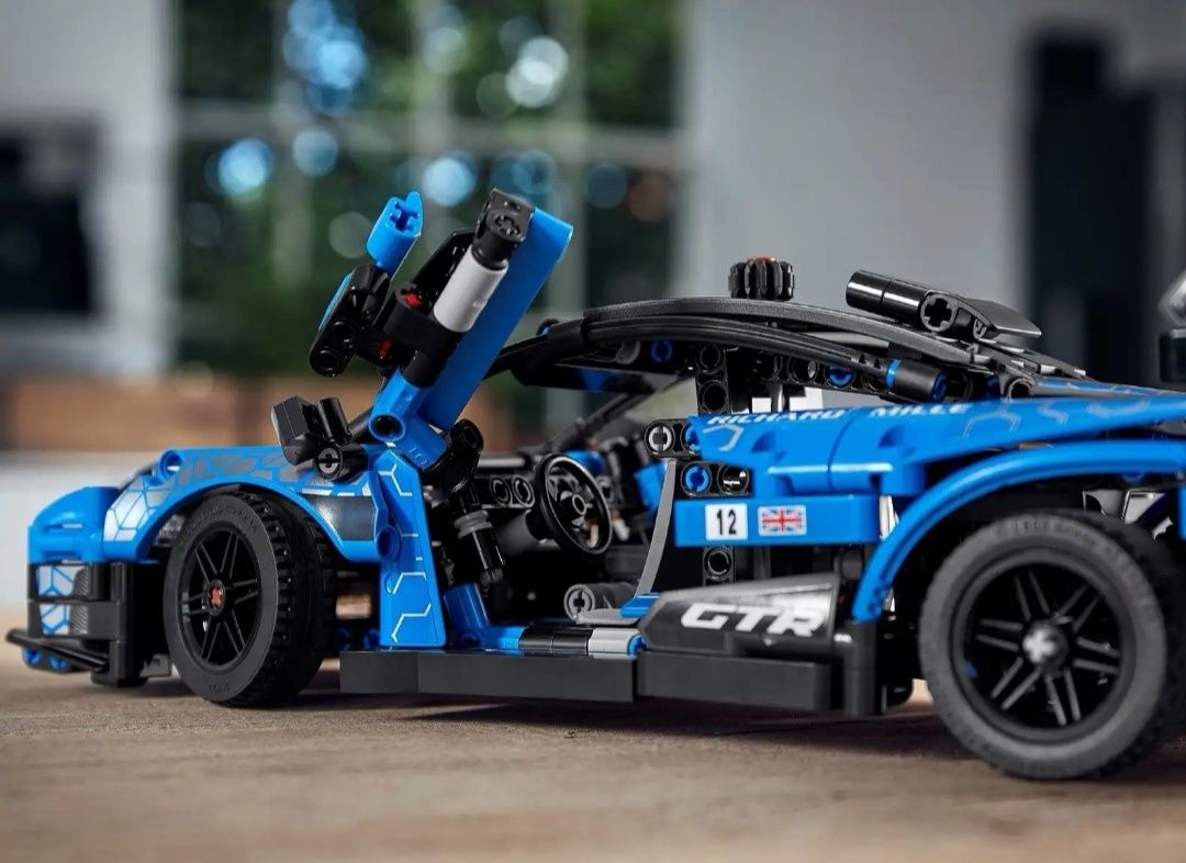 Lego Technic McLaren Senna GTR (sigilat)