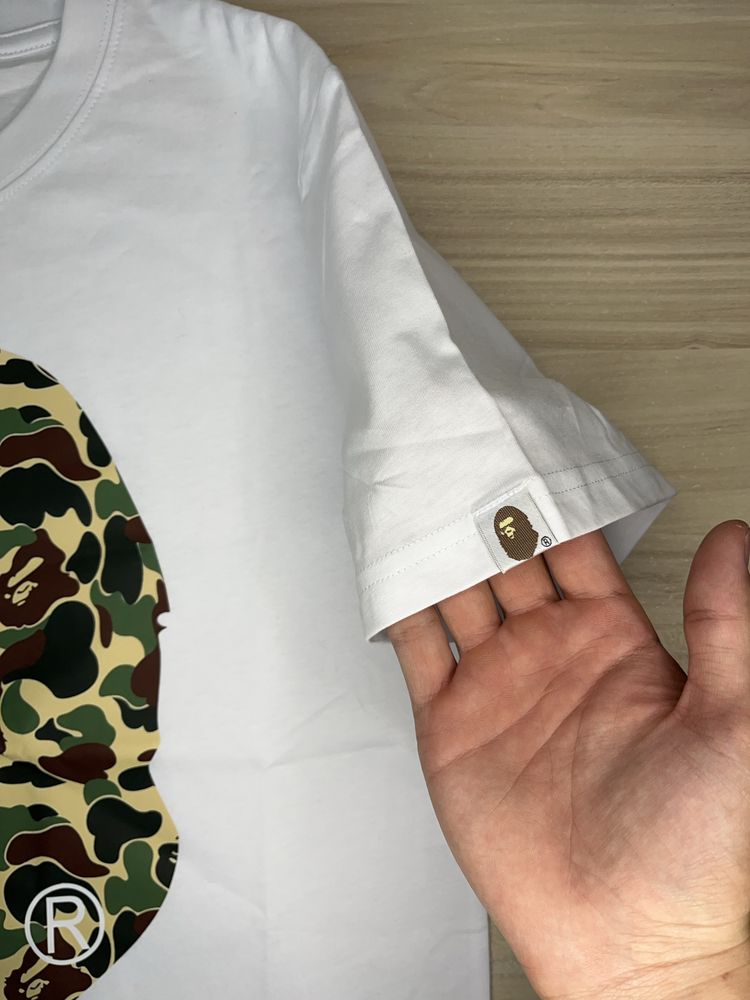 Продаю футболку Bape