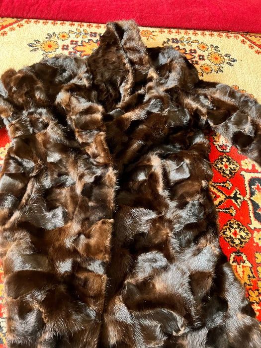 Продается новая Шубв