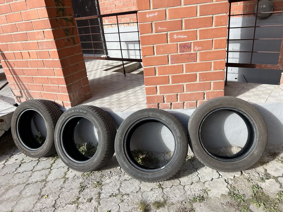 Резина от R17 и  R18 ( зимние шипованные ) также есть летние