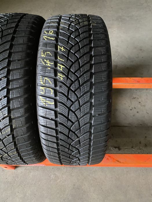 Anvelope iarna 195/45/16 Goodyear Ultra Grip Performance 195 45 16 R16