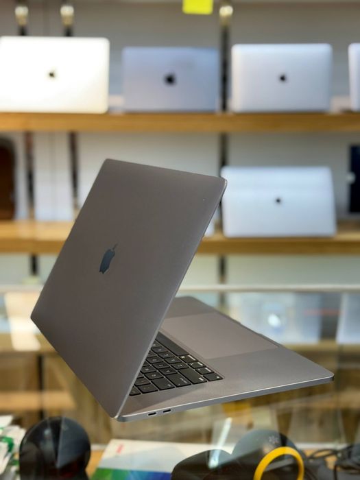 MacBook Pro Core i9  32/1T